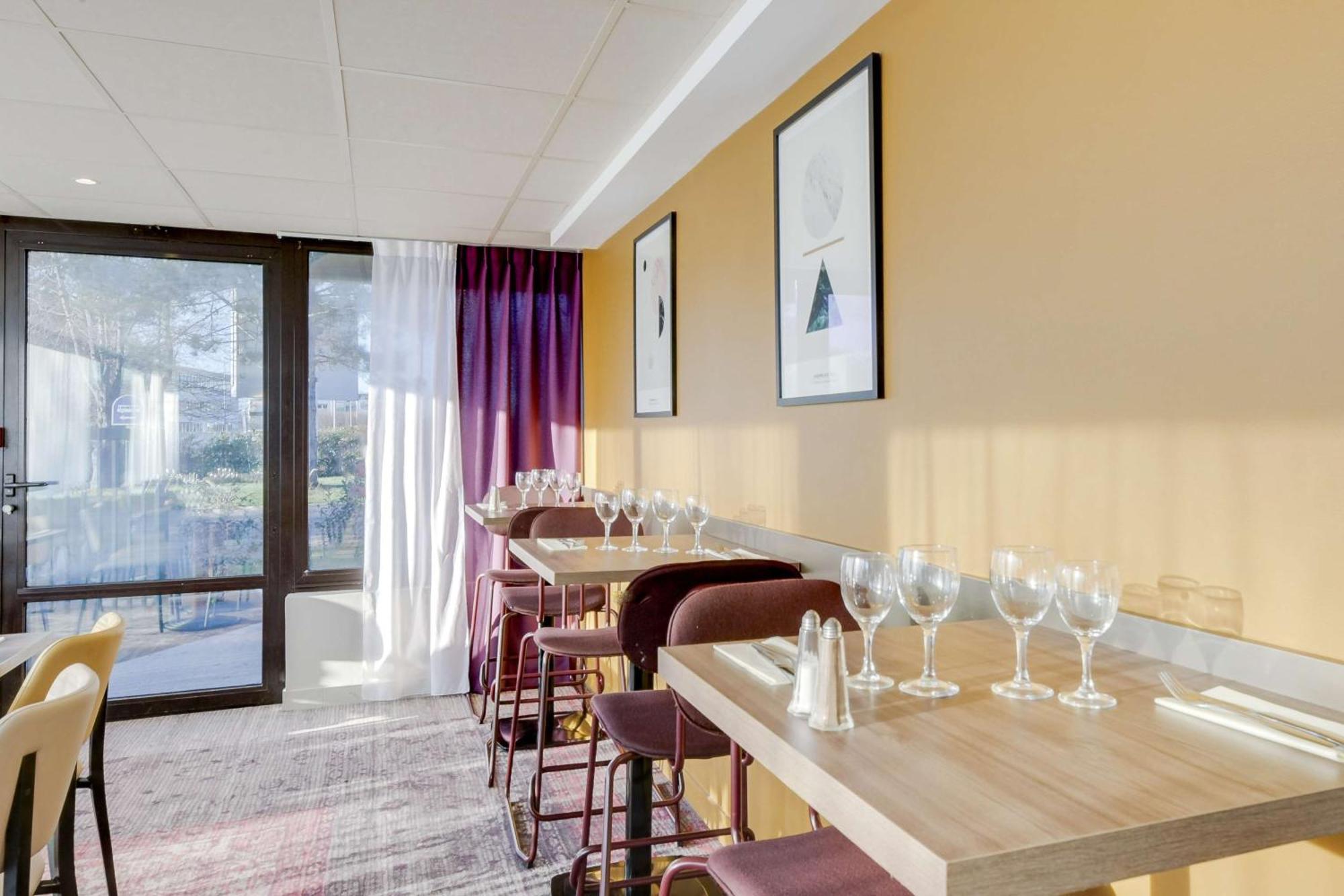Brit Hotel Caen Nord - Memorial Zewnętrze zdjęcie