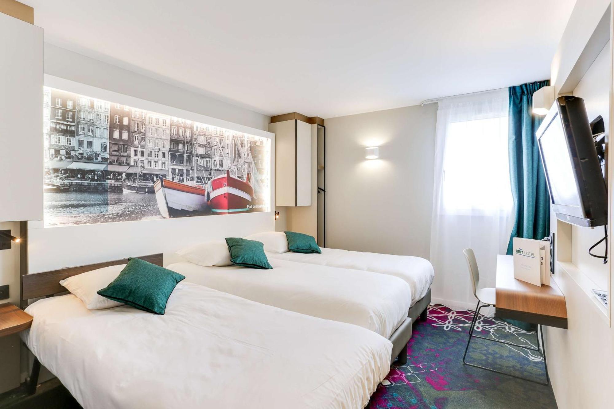 Brit Hotel Caen Nord - Memorial Zewnętrze zdjęcie