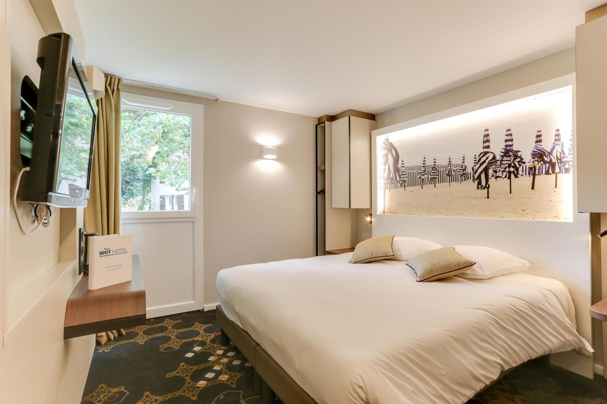 Brit Hotel Caen Nord - Memorial Zewnętrze zdjęcie